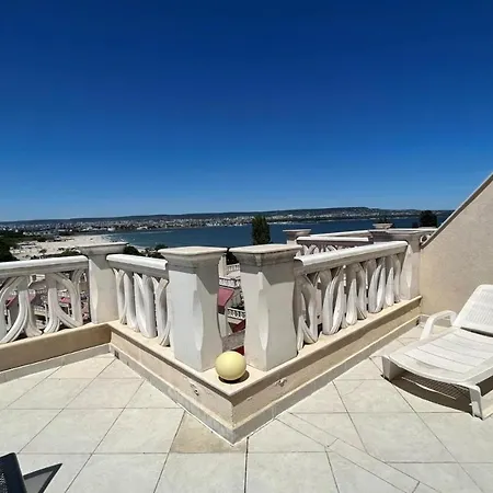 Panoramic-residence *